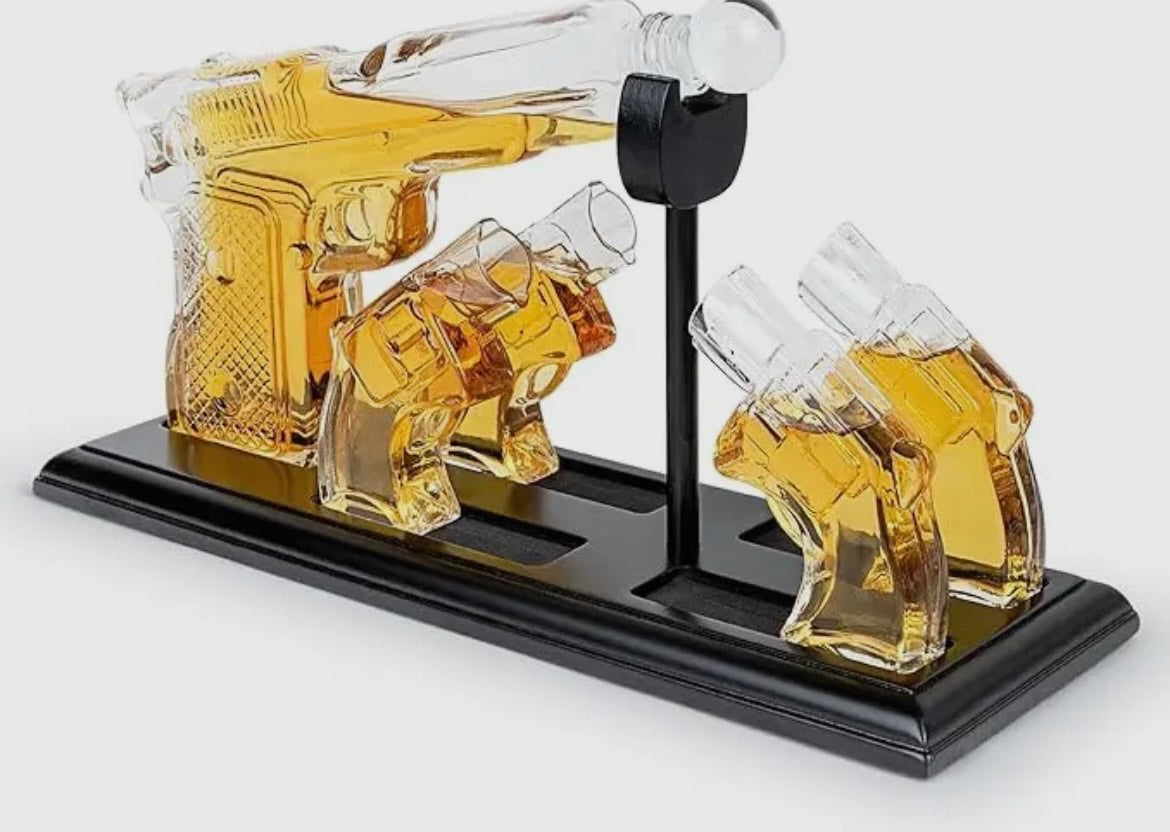 Whiskey Gun Decanter &Shot Glasses Gift Set - Mahogany